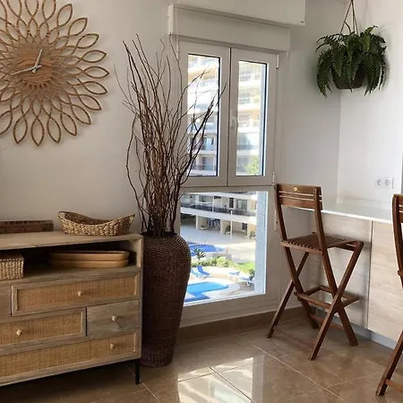 アパート Front Line On The カルプ