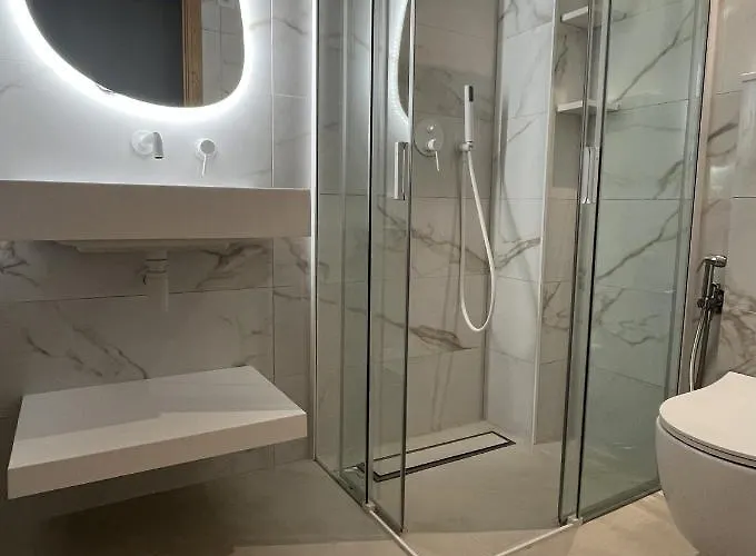 Front Line On The * Κάλπε