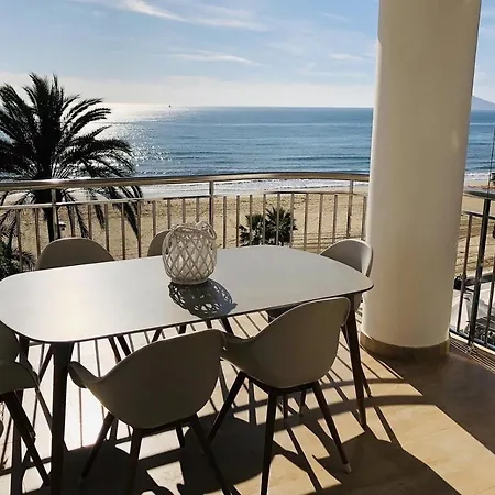 Front Line On The Appartamento